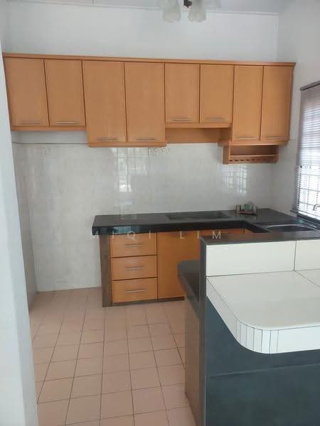 Rumah Banglo untuk Dijual di Pantai Sepang Putra (Sepang) - MiQi Lim - Kitchen - PropertyGuru.com.my