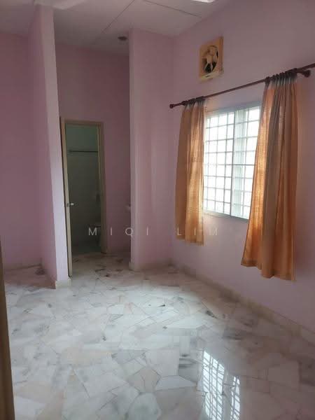 Rumah Banglo untuk Dijual di Pantai Sepang Putra (Sepang) - MiQi Lim - Bathroom - PropertyGuru.com.my