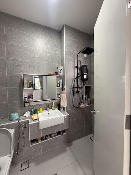 Rumah Teres 2-Tingkat untuk Disewa di Taman Ekoflora (Johor Bahru) - Serene Chua - Bathroom - PropertyGuru.com.my