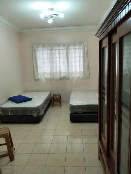 Kondominium untuk Disewa di Bayu Tasik 2 - Sally Wong - Bedroom - PropertyGuru.com.my