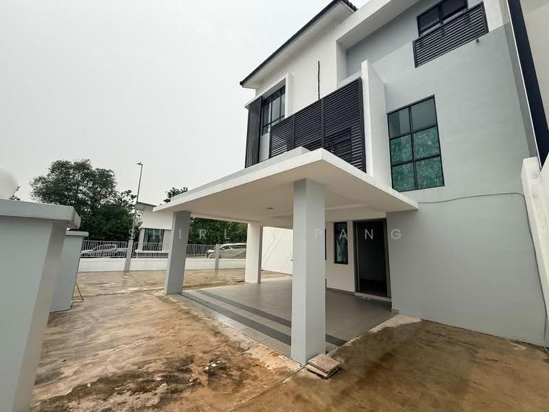 Rumah Berkembar untuk Dijual di Taman Nusa Idaman (Iskandar Puteri (Nusajaya)) - Shirley Pang - Exterior - PropertyGuru.com.my