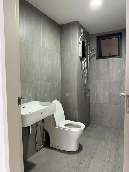 Kediaman Servis untuk Disewa di Savvy @ Riana Dutamas - Justin Lai - Bathroom - PropertyGuru.com.my