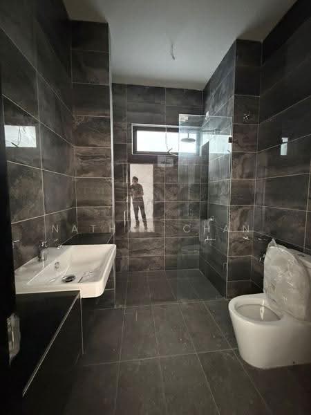 Rumah Kluster untuk Dijual di Taman Impian Emas (Skudai) - Nathan Chan - Bathroom - PropertyGuru.com.my