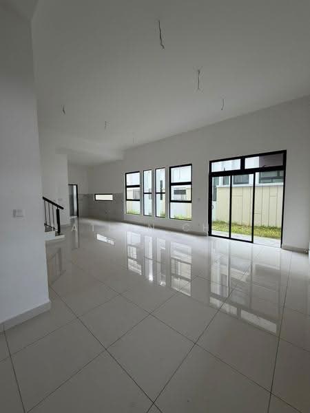 Rumah Kluster untuk Dijual di Taman Impian Emas (Skudai) - Nathan Chan - Living Room - PropertyGuru.com.my