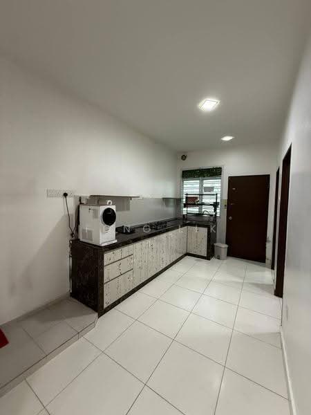 Rumah Teres 2-Tingkat untuk Dijual di Taman Scientex Senai (Senai) - Fong Lik - Kitchen - PropertyGuru.com.my
