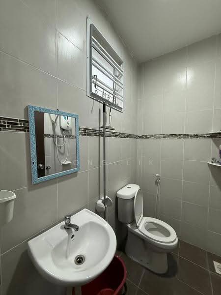 Rumah Teres 2-Tingkat untuk Dijual di Taman Scientex Senai (Senai) - Fong Lik - Bathroom - PropertyGuru.com.my