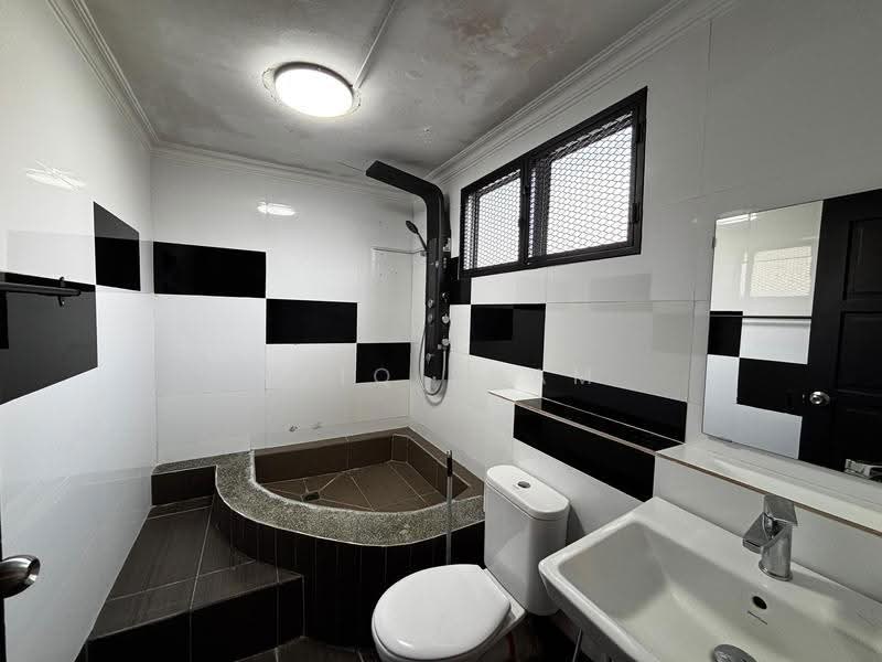 Pangsapuri untuk Dijual di Sri Kinabalu - Afiq Sham - Bathroom - PropertyGuru.com.my