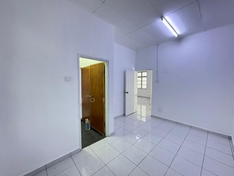 Rumah Teres 2-Tingkat untuk Dijual di Taman Puteri Wangsa (Ulu Tiram) - Royz Ng - PropertyGuru.com.my