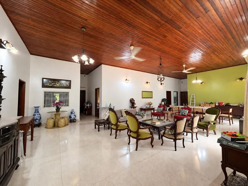Rumah Banglo untuk Dijual di Taman Stulang Laut (Johor Bahru) - Fakhrul Imlan - Living Room - PropertyGuru.com.my