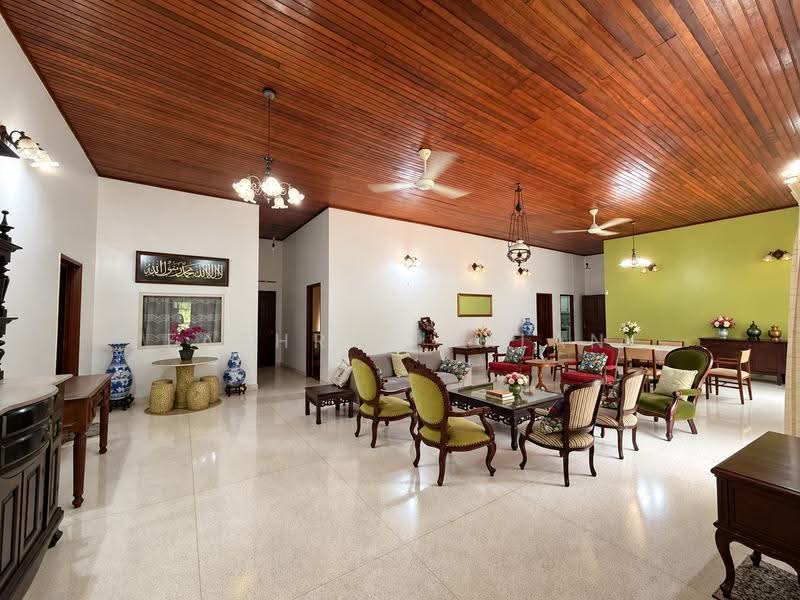 Rumah Banglo untuk Dijual di Taman Stulang Laut (Johor Bahru) - Fakhrul Imlan - Living Room - PropertyGuru.com.my