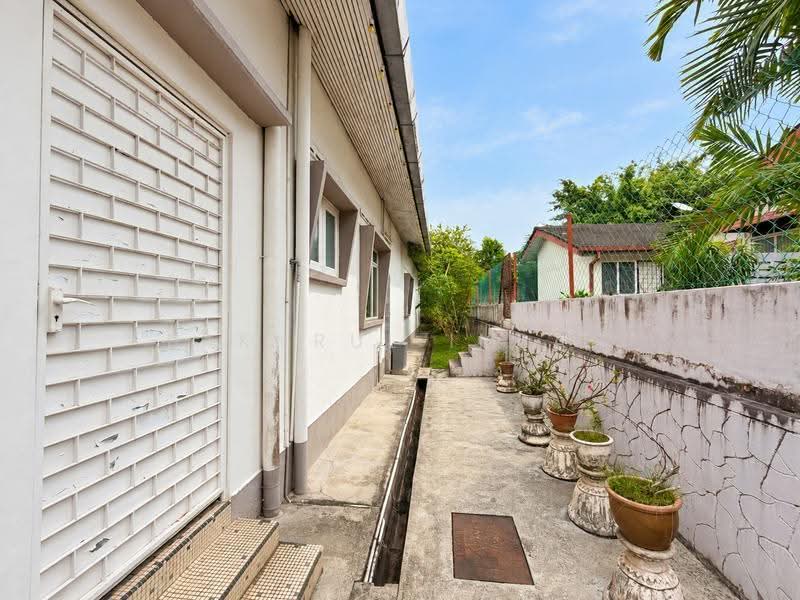 Rumah Banglo untuk Dijual di Taman Stulang Laut (Johor Bahru) - Fakhrul Imlan - Exterior - PropertyGuru.com.my