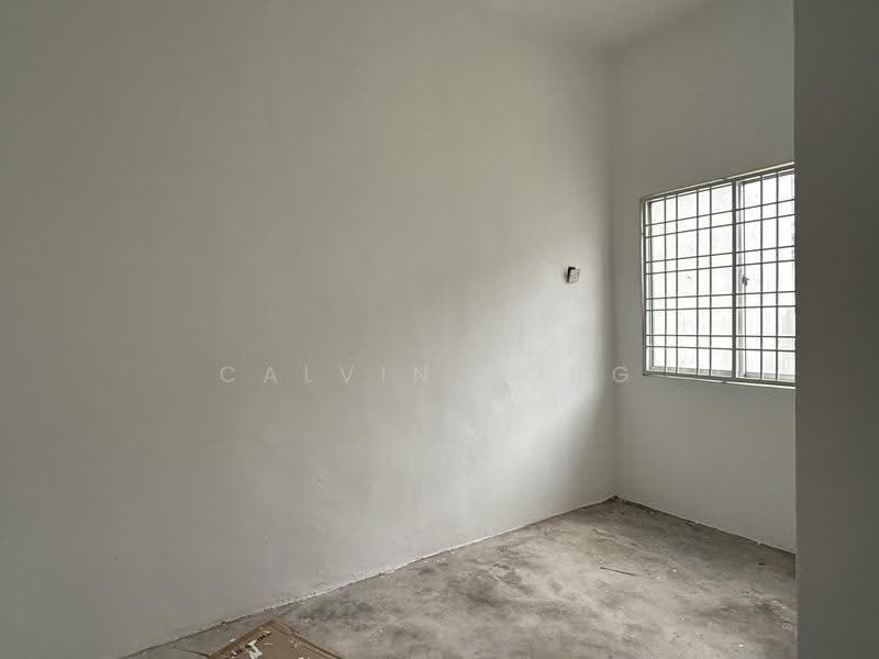 2-storey Terraced House for Rent in Bedong (Kedah) - Calvin Fong - Ground floor bedroom - PropertyGuru.com.my