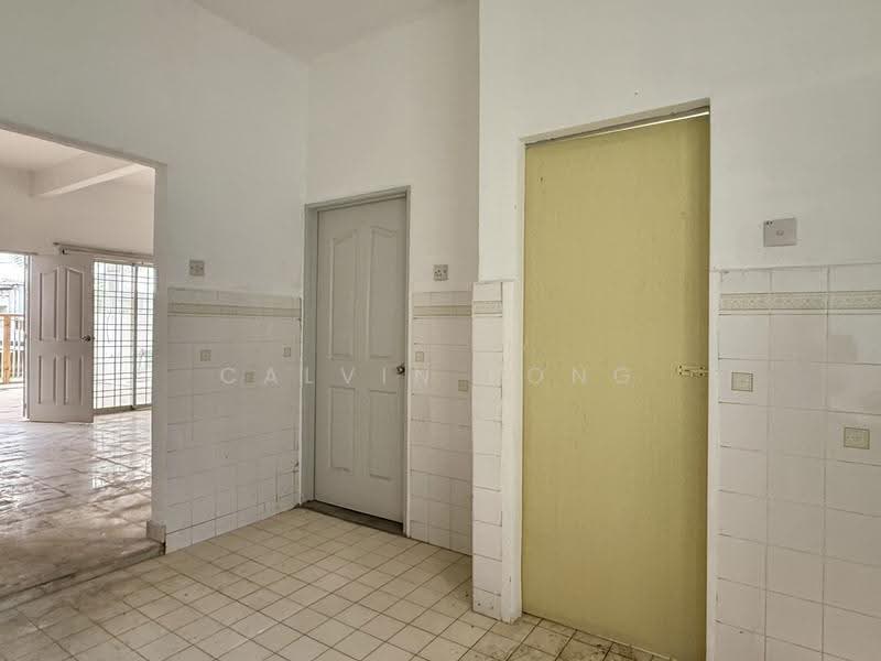 2-storey Terraced House for Rent in Bedong (Kedah) - Calvin Fong - Part of kitchen - PropertyGuru.com.my