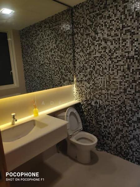 Kondominium untuk Disewa di Verticas Residensi - Jaden Yap - Bathroom - PropertyGuru.com.my