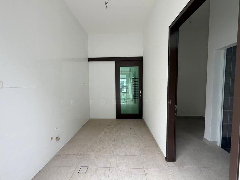 Semi-Detached House for Sale in Taman Ponderosa (Johor Bahru) - Ee Fong Toh - PropertyGuru.com.my