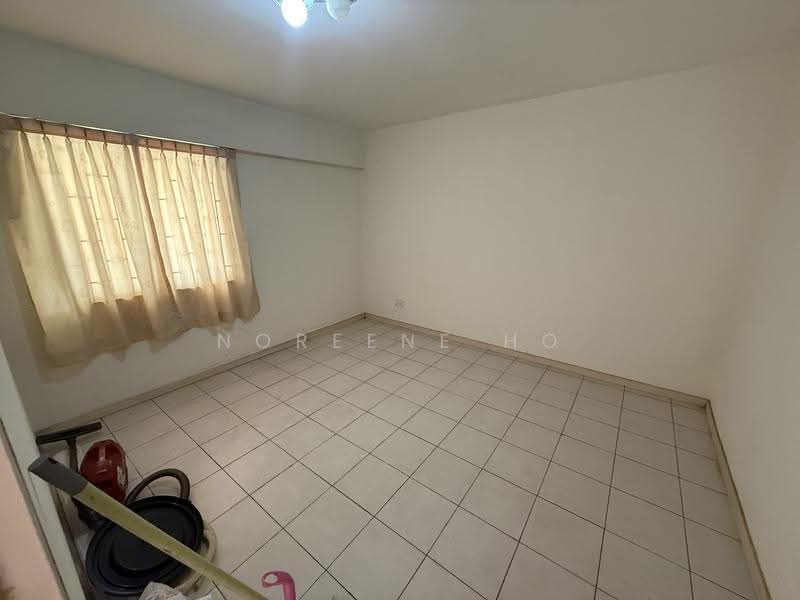 Rumah Teres 2.5-Tingkat untuk Dijual di Kota Kinabalu (Sabah) - NOREENE HO - Lower Floor Room - PropertyGuru.com.my
