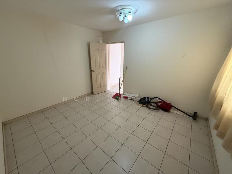 Rumah Teres 2.5-Tingkat untuk Dijual di Kota Kinabalu (Sabah) - NOREENE HO - Lower Floor Room - PropertyGuru.com.my