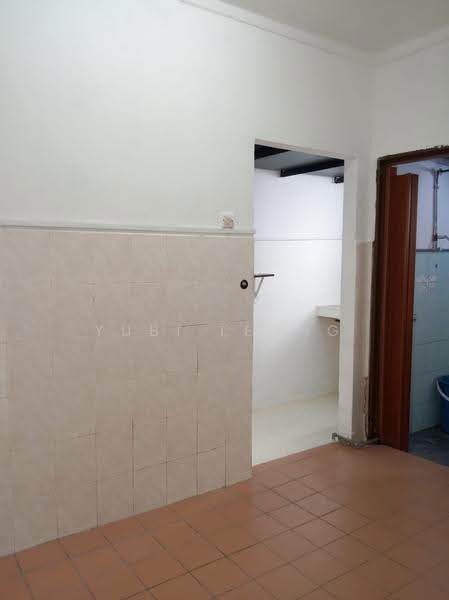 Flat for Sale at Desa Putra - Yubi Leong - PropertyGuru.com.my