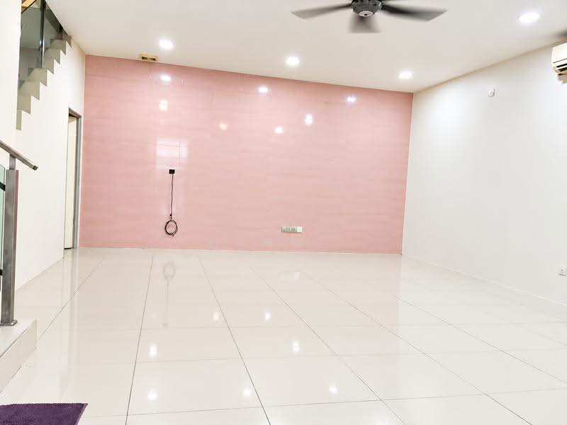 Entrence Living Room