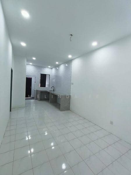 Rumah Teres 1-Tingkat untuk Dijual di Taman Desa (Kulai) - Melinda Ee - Kitchen - PropertyGuru.com.my