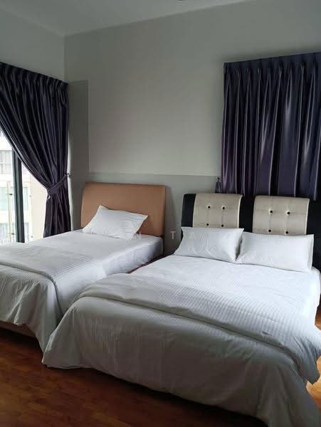 Condominium for Rent at Royal Strand @ Country Garden Danga Bay - Win Tan - Bedroom - PropertyGuru.com.my