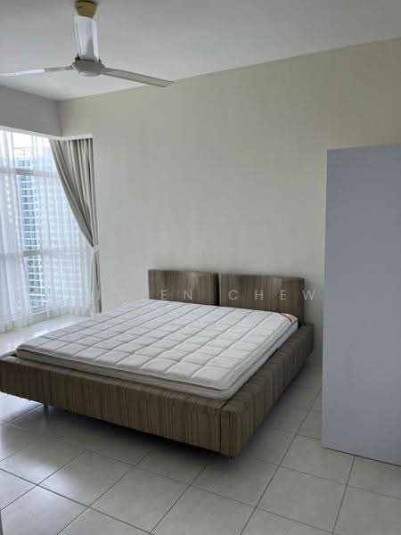 Kondominium untuk Dijual di The Peak Residences - Vivien Chew - Bedroom - PropertyGuru.com.my
