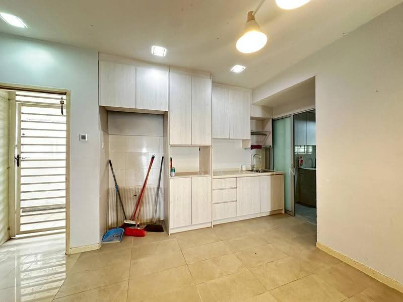 Service Residence for Sale at Suri Puteri - Amril Najmin - Kitchen - PropertyGuru.com.my