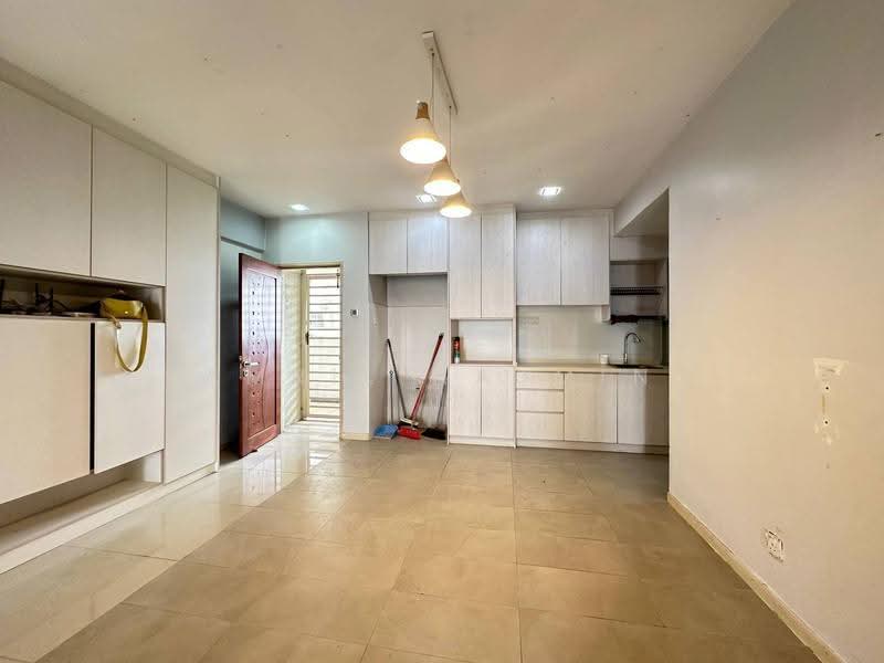 Service Residence for Sale at Suri Puteri - Amril Najmin - Kitchen - PropertyGuru.com.my