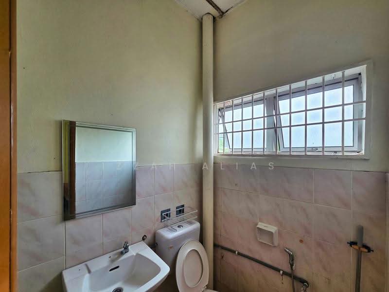 Rumah Teres 2-Tingkat untuk Dijual di Bandar Baru Salak Tinggi (Sepang) - Izzah Alias - PropertyGuru.com.my