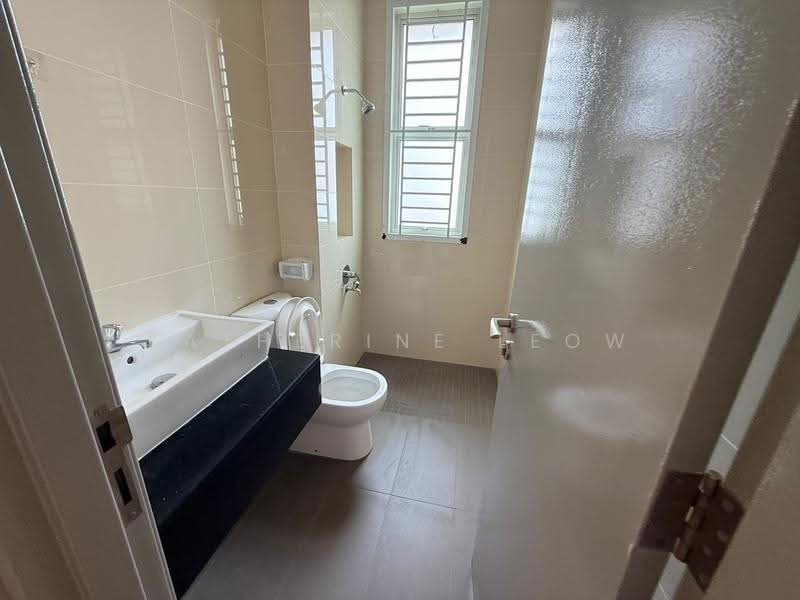 Rumah Berkembar untuk Dijual di Taman Nusa Idaman (Iskandar Puteri (Nusajaya)) - Katherine Leow - Bathroom - PropertyGuru.com.my