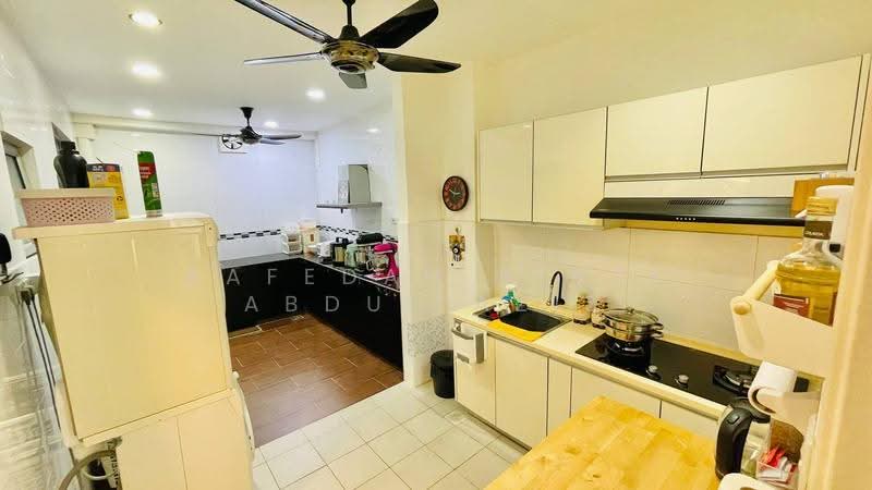 2-storey Terraced House for Sale in D'alpinia (Puchong) - Rafedah Binti Abdul Aziz - Kitchen - PropertyGuru.com.my