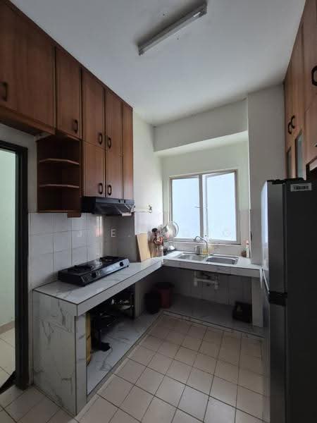 Kondominium untuk Disewa di Ridzuan Condominium - J.E. Wong - Kitchen - PropertyGuru.com.my