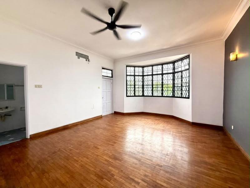 2-storey Terraced House for Sale in Taman Dato' Chellam (Ulu Tiram) - JAN AU - Living Room - PropertyGuru.com.my