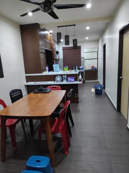 Rumah Teres 2-Tingkat untuk Disewa di Taman Desa Cahaya (Bukit Mertajam) - Jeff Koay - Dining Room - PropertyGuru.com.my