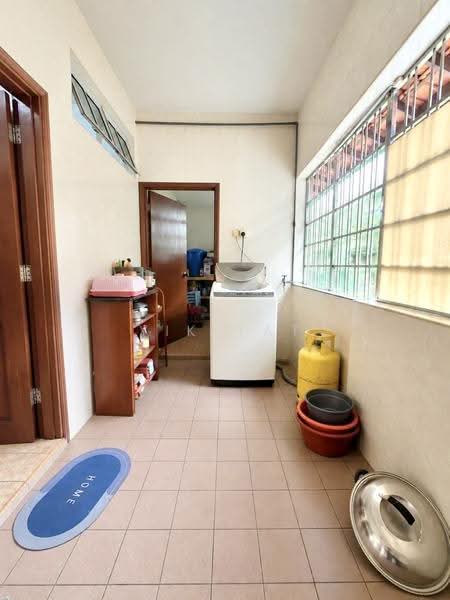 Rumah Berkembar untuk Dijual di Taman Molek (Johor Bahru) - Yik Tat - PropertyGuru.com.my