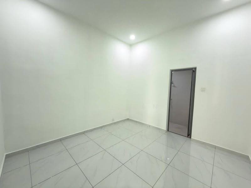 Semi-Detached House for Sale in Taman Sri Putri (Skudai) - Win Tan - Interior - PropertyGuru.com.my