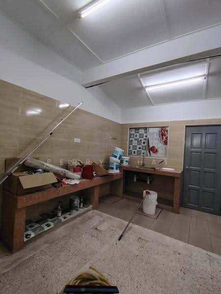 1-storey Terraced House for Rent in Taman Sri Segambut (Segambut) - Perry Chai - Kitchen - PropertyGuru.com.my