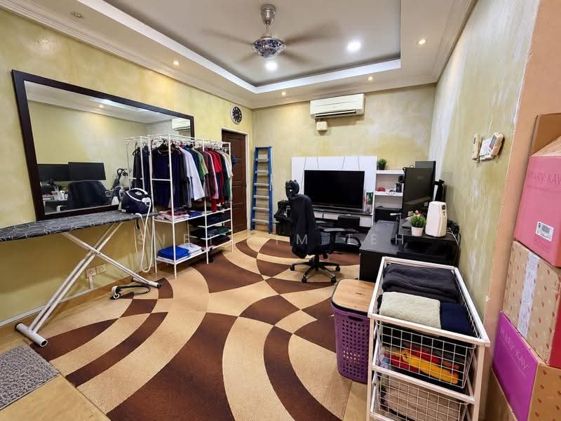 Rumah Teres untuk Dijual di Taman Aman Putra (Puchong) - Siet Lim Teh - PropertyGuru.com.my