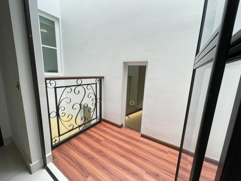 Rumah Teres 2-Tingkat untuk Dijual di Setia Eco Templer (Rawang) - MY Loh - Corridor - PropertyGuru.com.my