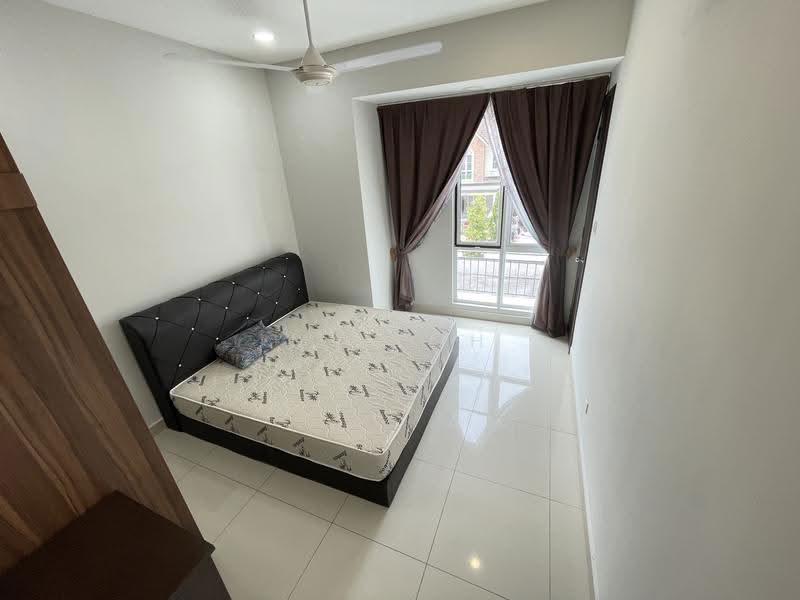 Rumah Teres 2-Tingkat untuk Dijual di Setia Eco Templer (Rawang) - MY Loh - Bedroom - PropertyGuru.com.my