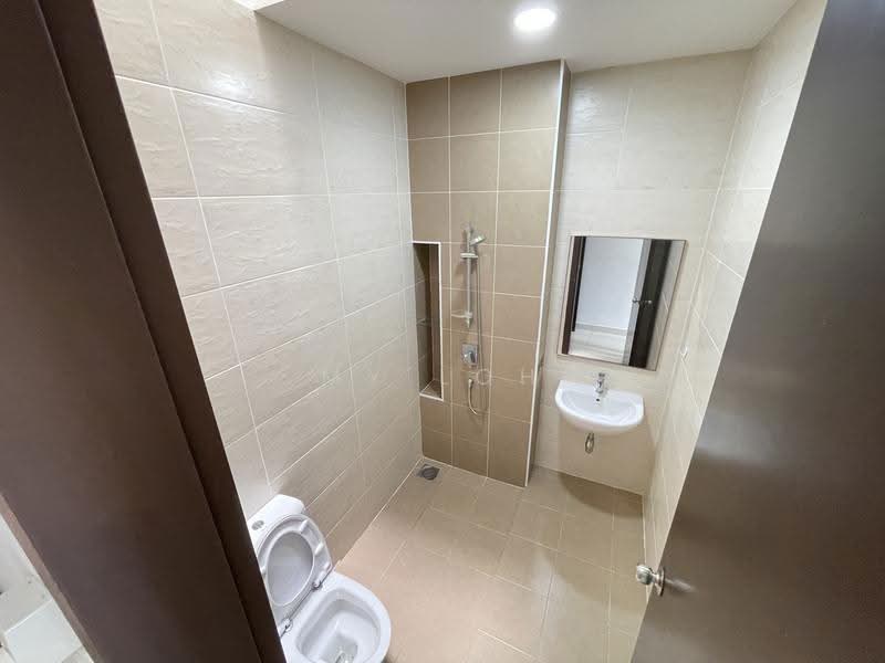 Rumah Teres 2-Tingkat untuk Dijual di Setia Eco Templer (Rawang) - MY Loh - Bathroom - PropertyGuru.com.my