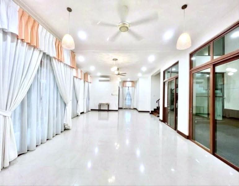 Semi-Detached House for Sale in Taman Sri Hartamas (Sri Hartamas) - Kew . - Living Room - PropertyGuru.com.my