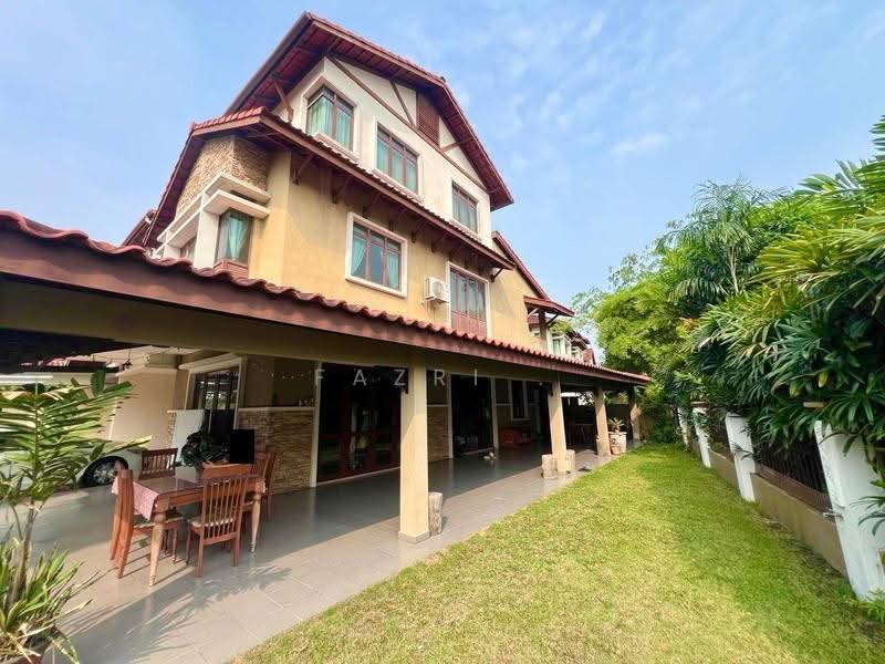 Rumah Berkembar untuk Dijual di Taman TTDI Jaya (Shah Alam) - Fazri . - Exterior - PropertyGuru.com.my