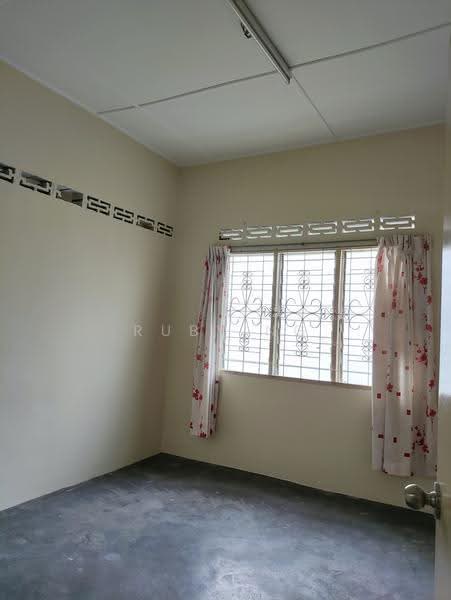 Rumah Teres 1-Tingkat untuk Dijual di Klang (Selangor) - Ruby Ng - PropertyGuru.com.my