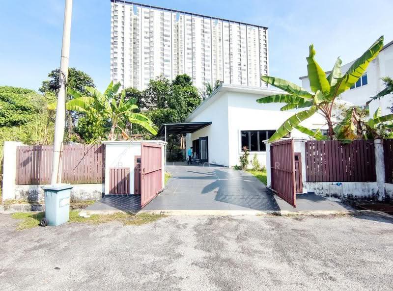 Bungalow House for Sale in Kampung Sungai Ramal Luar (Kajang) - Abdul Qadir - PropertyGuru.com.my
