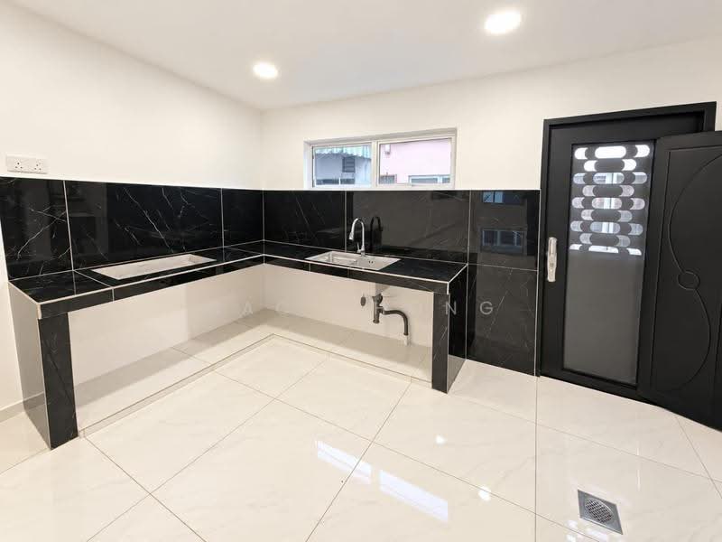 2-storey Terraced House for Sale in Bandar Sungai Long (Selangor) - Mac Chong - Kitchen - PropertyGuru.com.my