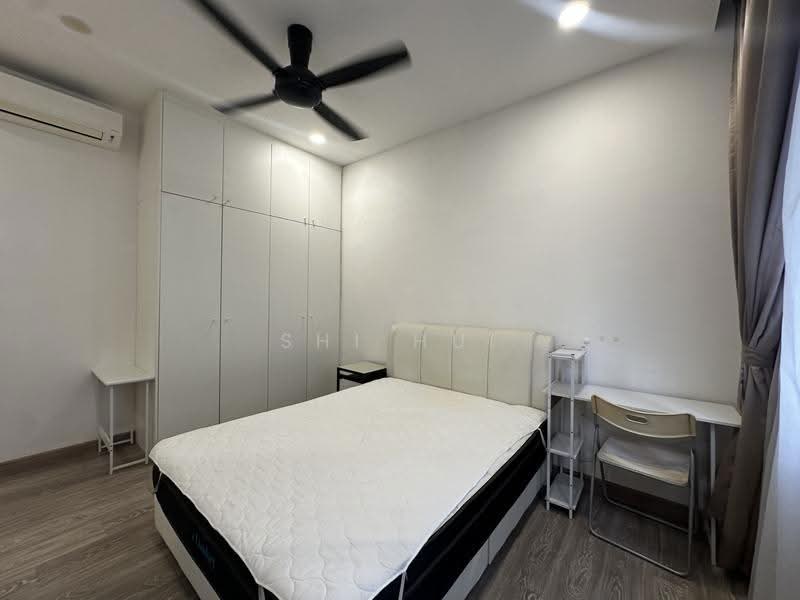 Kediaman Servis untuk Disewa di South View - Shi Hui - Bedroom - PropertyGuru.com.my