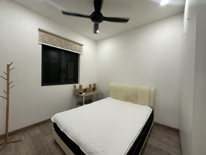 Kediaman Servis untuk Disewa di South View - Shi Hui - Bedroom - PropertyGuru.com.my