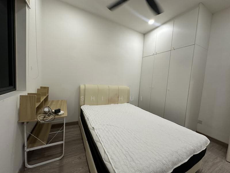 Kediaman Servis untuk Disewa di South View - Shi Hui - Bedroom - PropertyGuru.com.my