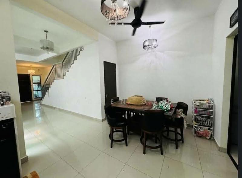 3-storey Terraced House for Sale in Denai Alam (Shah Alam) - Hacken Gan - Dining Room - PropertyGuru.com.my